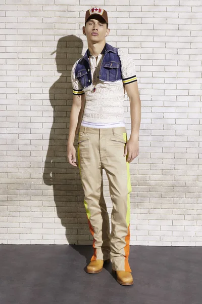 Look 7